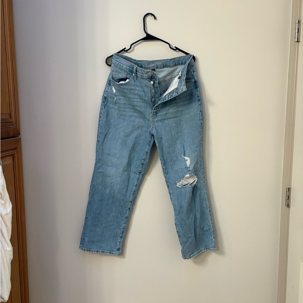 Universal Thread Light Blue Straight Leg Jeans